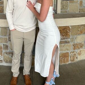 Elegant White Strapless Dress